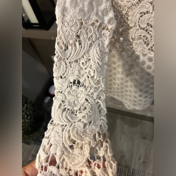 Anthropologie Sunday in Brooklyn Lace off white top size Medium - Picture 5 of 11